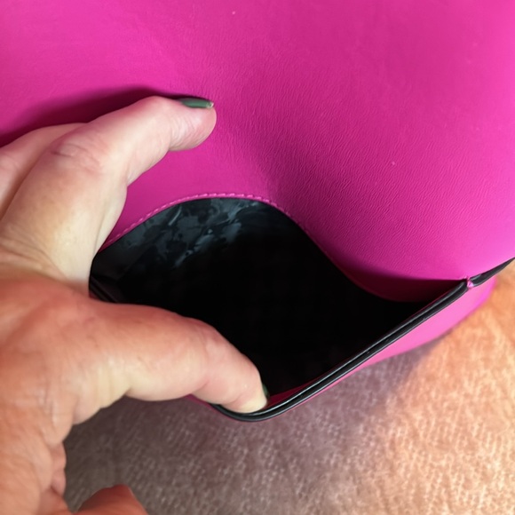 Karl Lagerfeld Paris Chantelle pink  magenta pink tote bag. - Picture 3 of 7